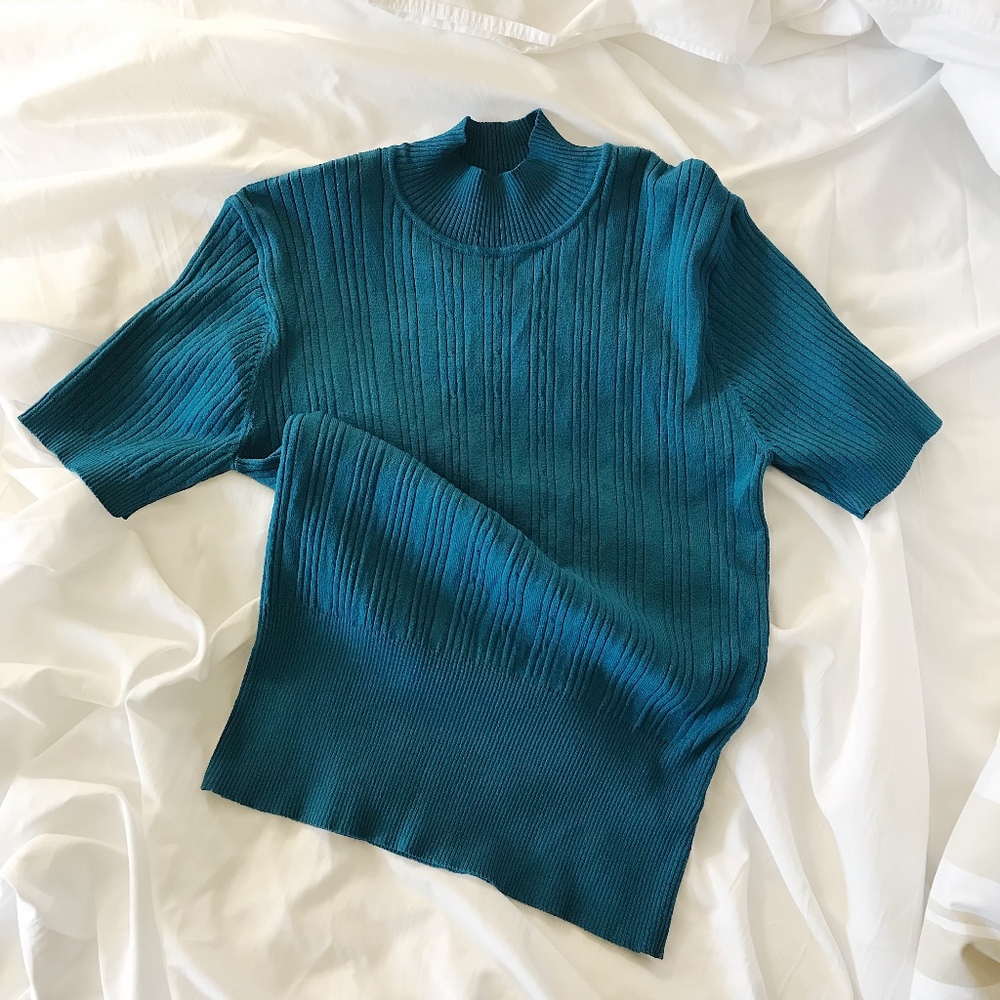 Teal - mid neck collar -short sleeve - fitted kint